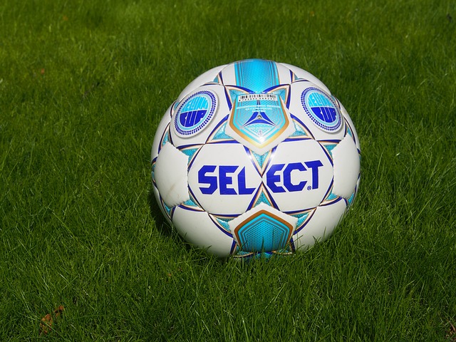 繁出現在一 繁出現在一